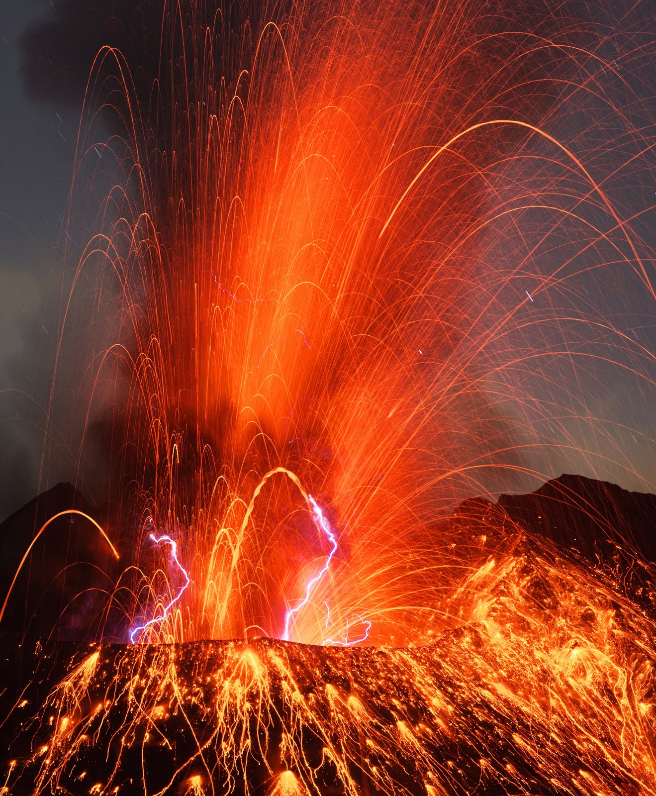 Serum Ajaib dari Jantung Sakurajima: Perpaduan Abu Vulkano dan Daun Teh Liar untuk Kulit yang Lebih Sehat dan Bercahaya